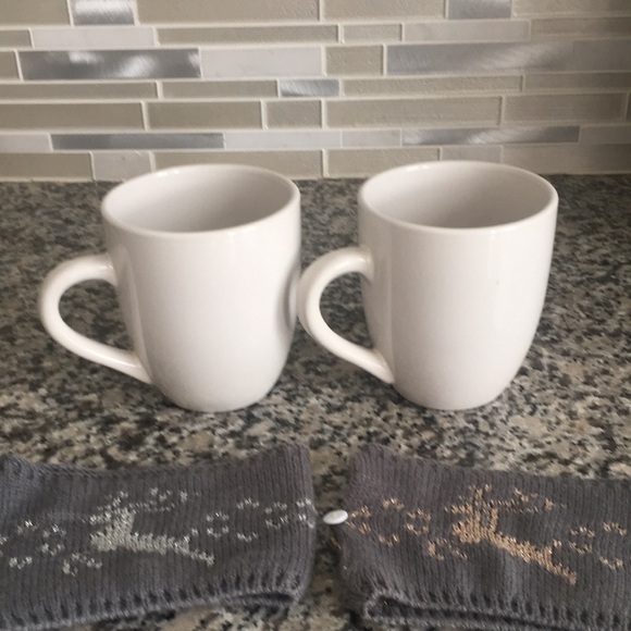 Cozy 16 Oz Winter Mugs Set With Crochet Sleeves - NEW! - Picture 10 of 13